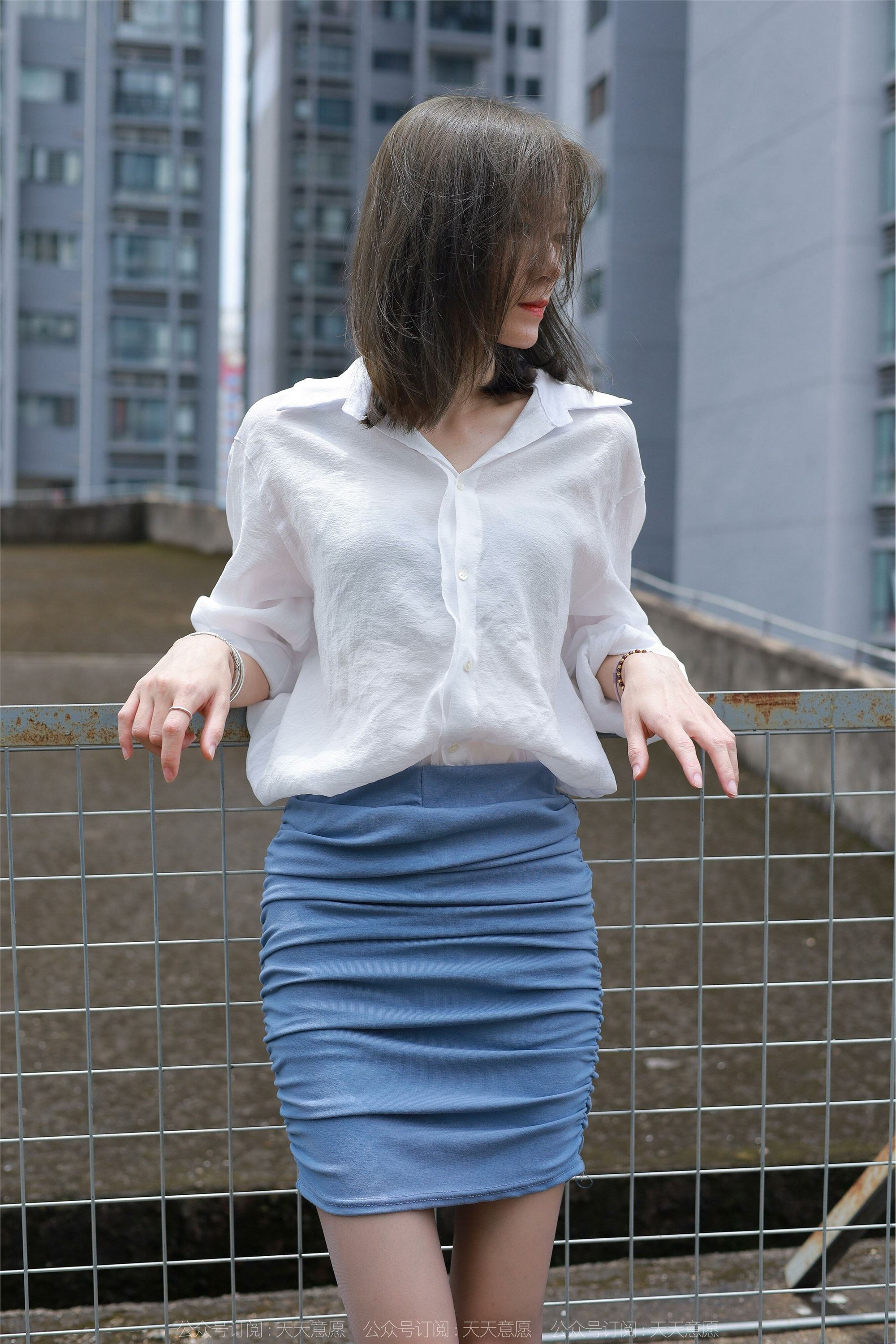 IESS异思趣向 2022.06.09 丝享家 1112：小六《蓝鞋灰丝》